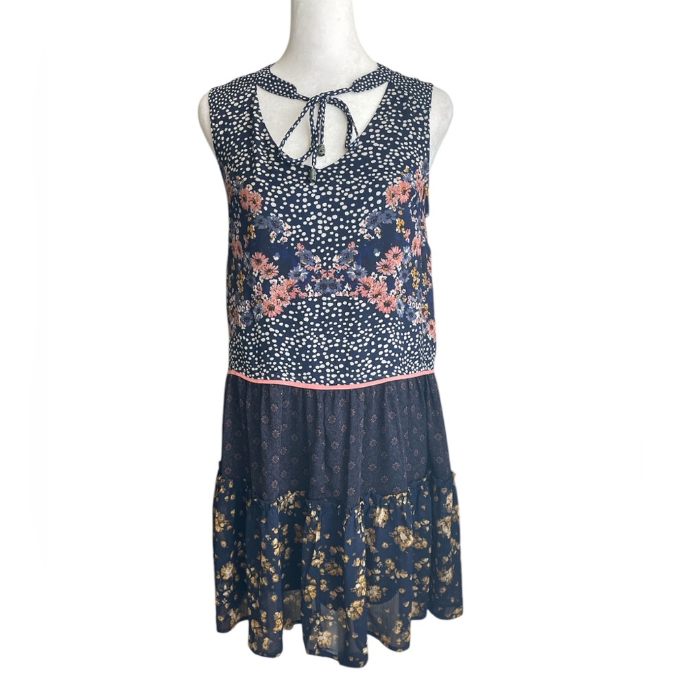 Layered Sleeveless Dress Self tie front Size XS